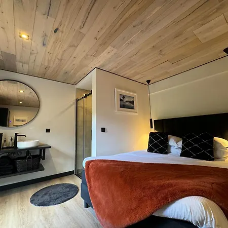 Aquila Morzine